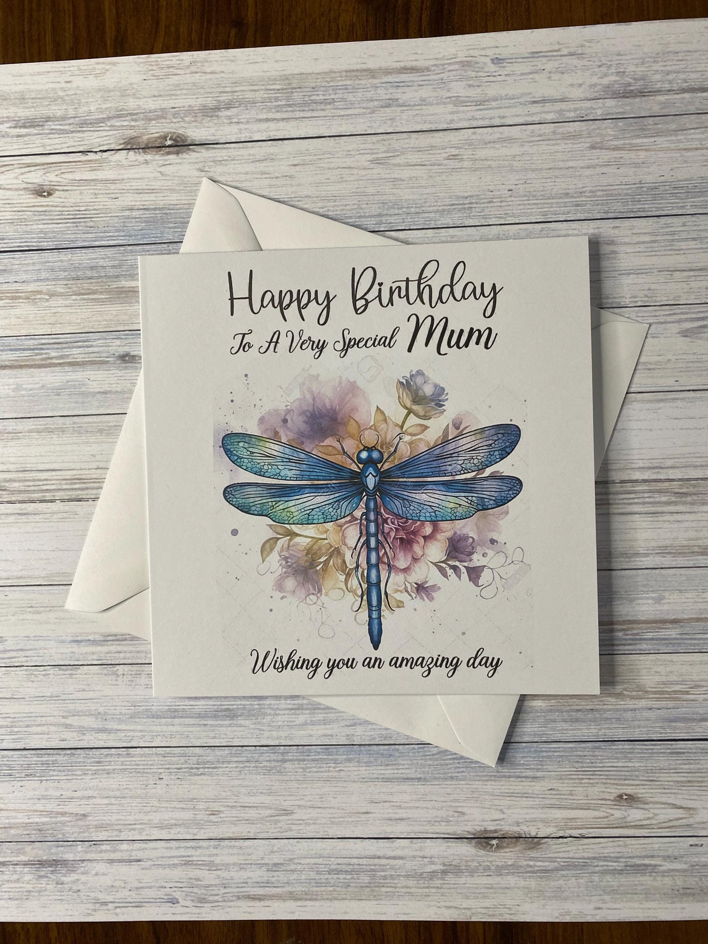 Birthday card for Mum, Mom, Mam, Nan, Nannie, Gran, Wife, Daughter, Daughter-in-law, Sister, Niece, cards for her, Dragonfly card, gift
